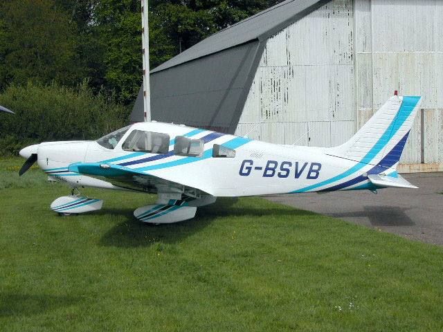 G-BSVB_pa28